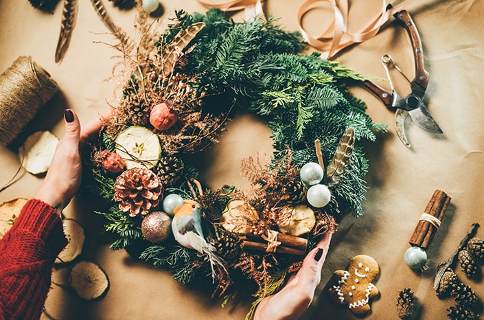 DIY Christmas wreath with dried citrus