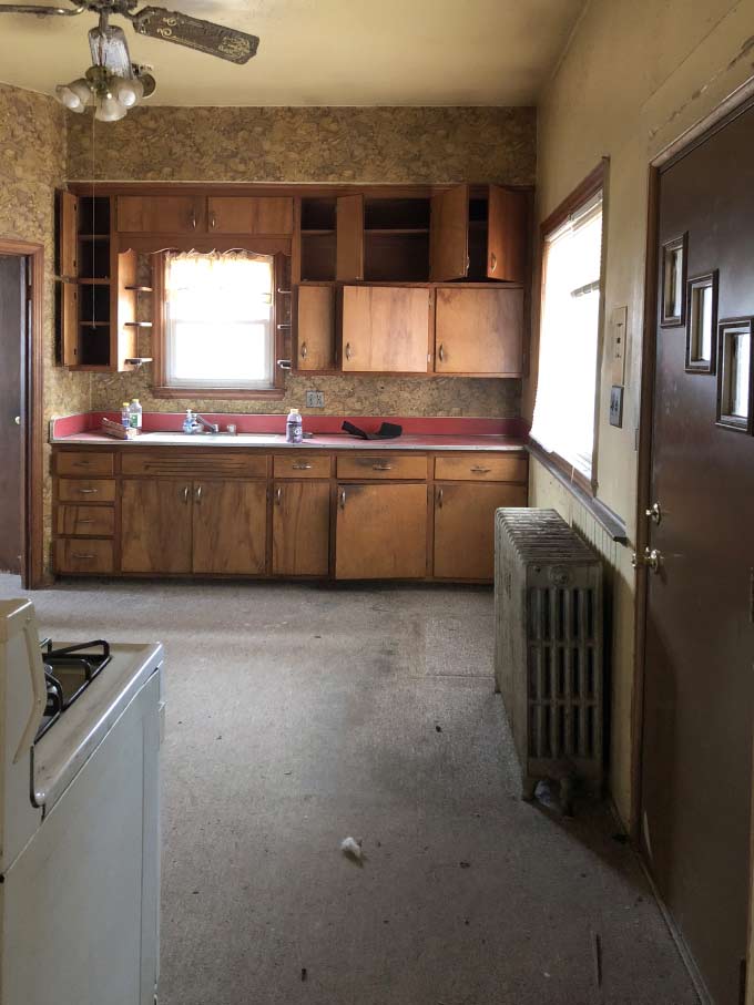 I Spy DIY Barnhouse kitchen before.